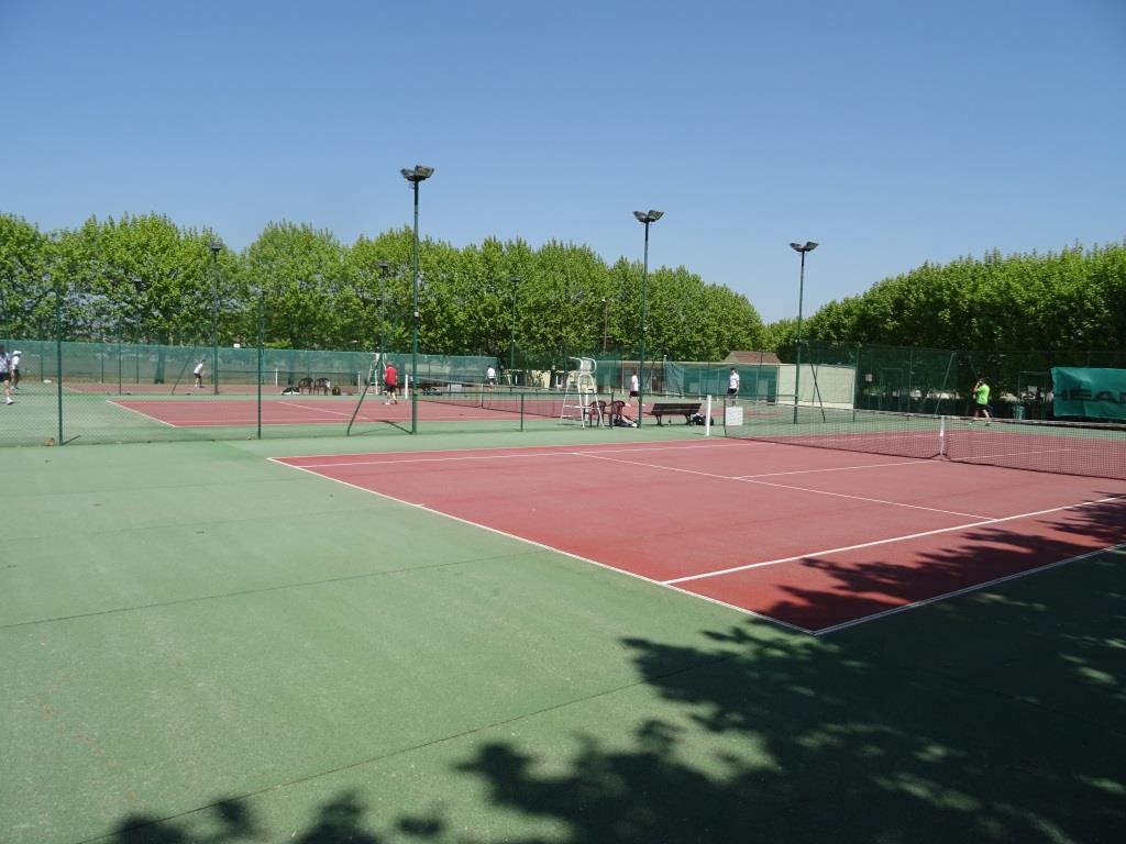 Photo de Tennis club de Montlhery-Linas à MONTLHERY